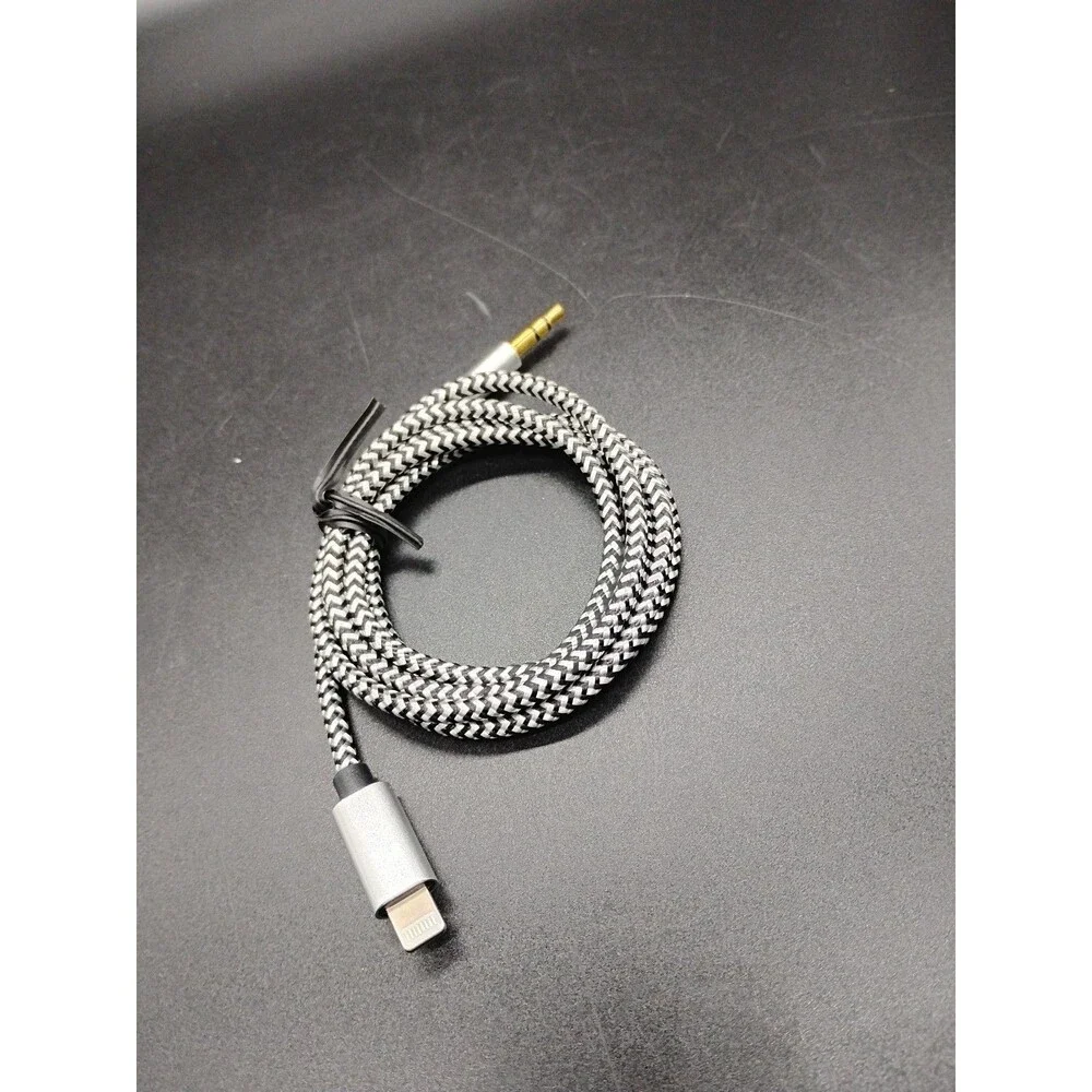 iPhone to 3.5 Aux Audio Cable Headphone Jack Adapter For iPhone 14 13 12 11 XS X